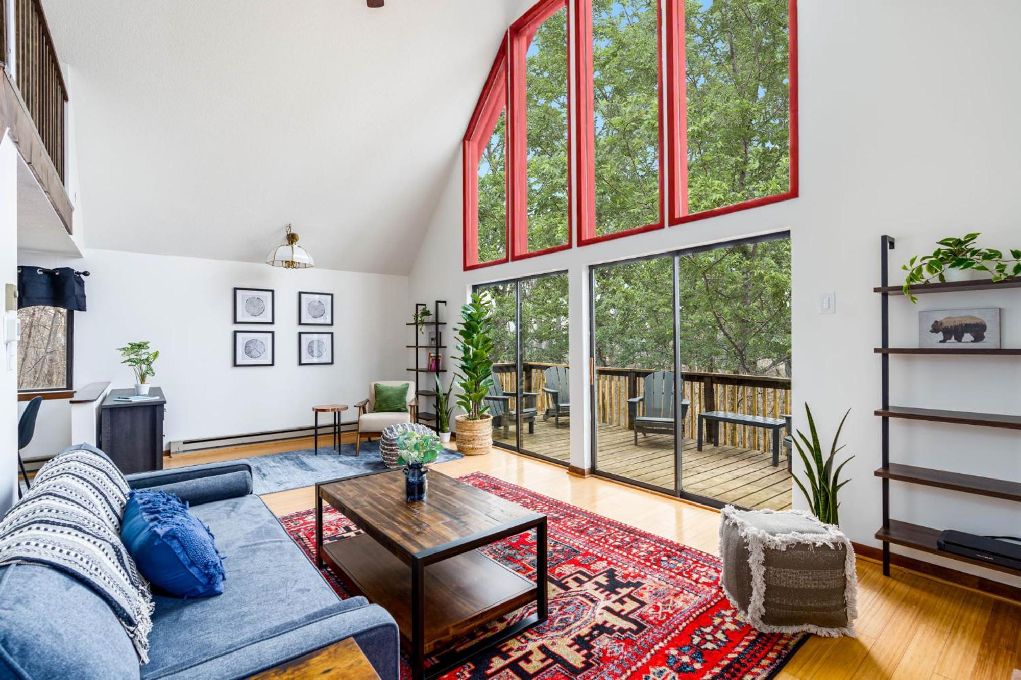 Modern Chalet Cabin W Hot Tub, Deck&Grill, & Wifi! Inwood Extérieur photo