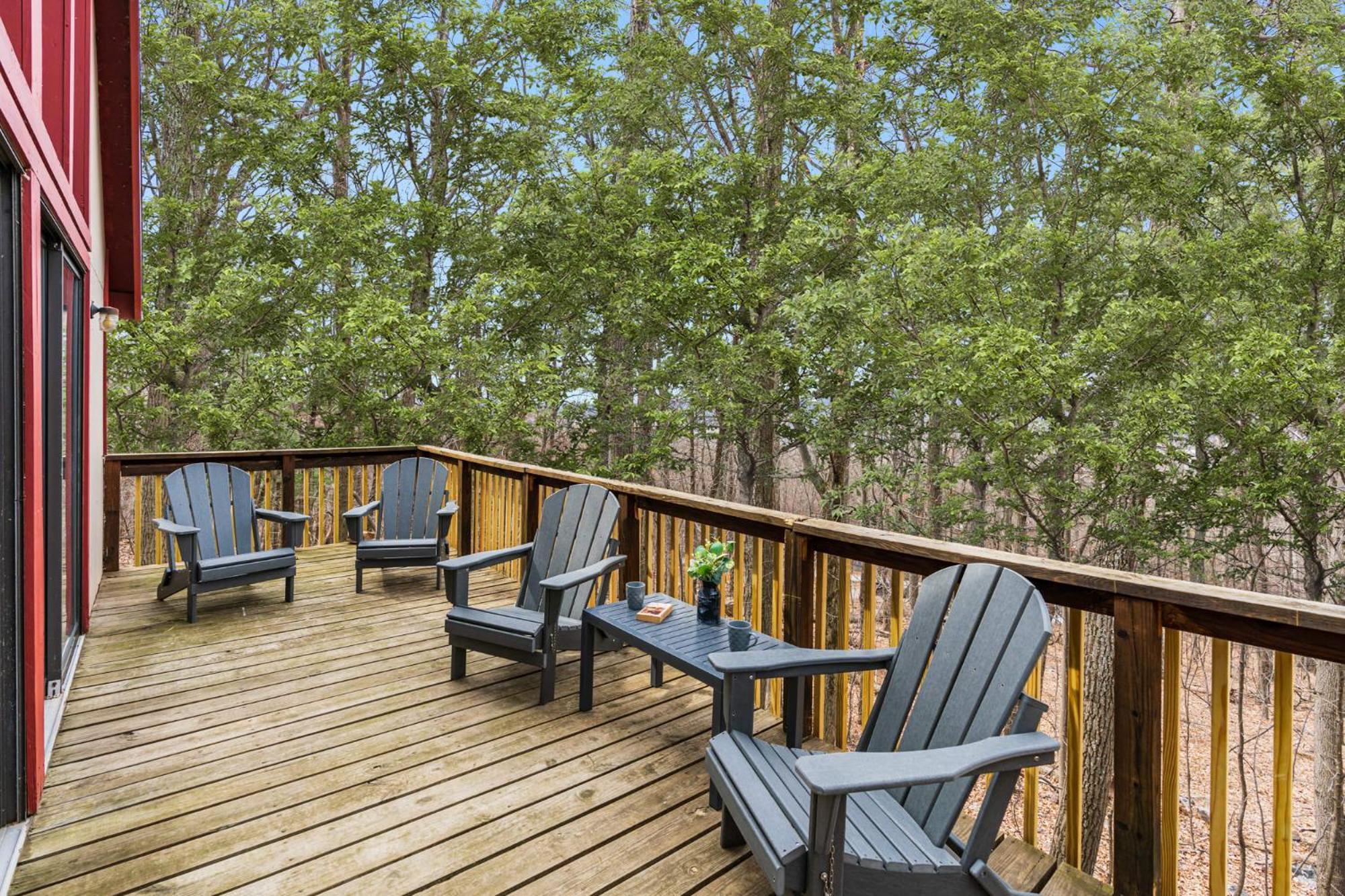 Modern Chalet Cabin W Hot Tub, Deck&Grill, & Wifi! Inwood Extérieur photo