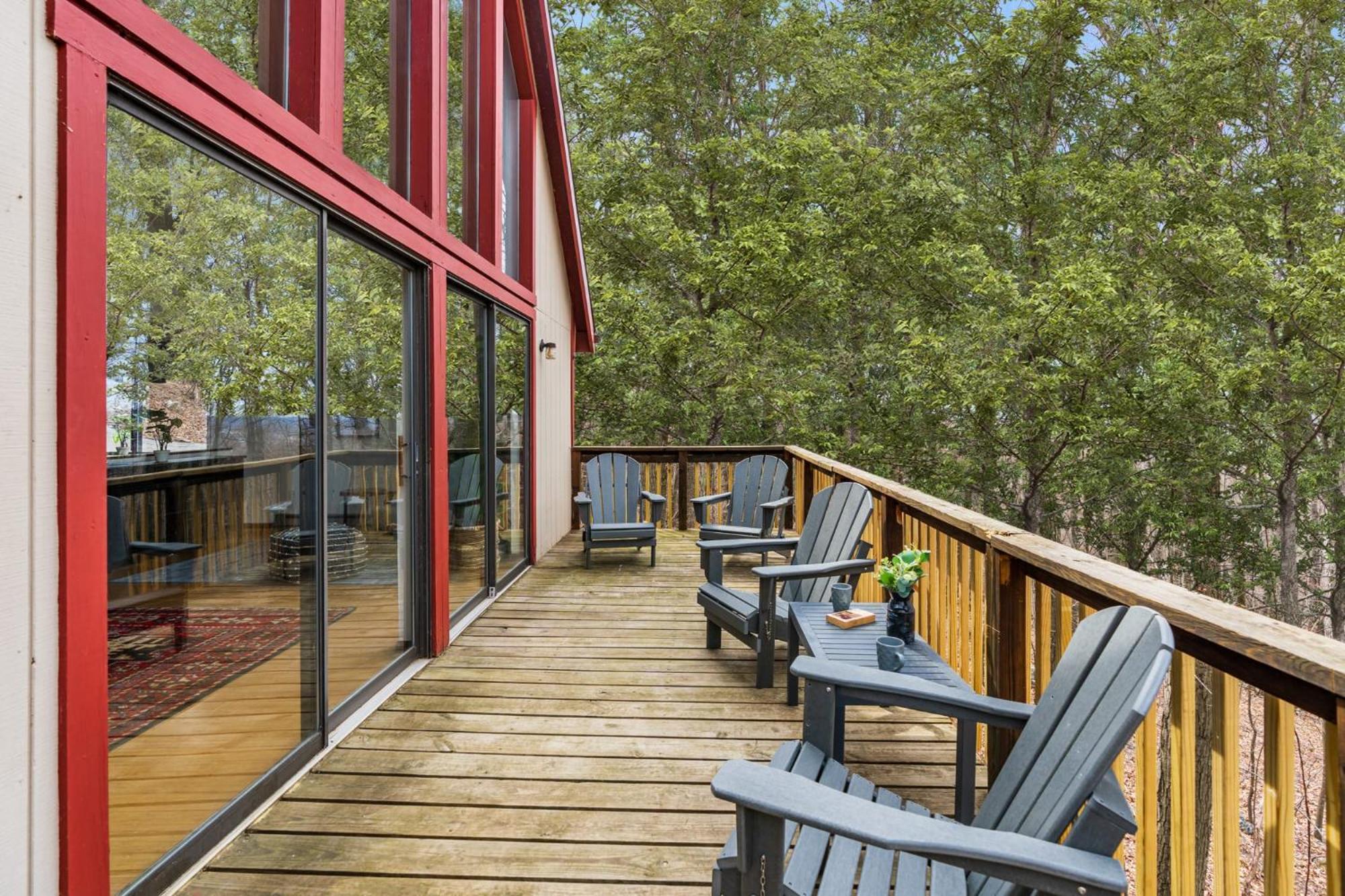 Modern Chalet Cabin W Hot Tub, Deck&Grill, & Wifi! Inwood Extérieur photo