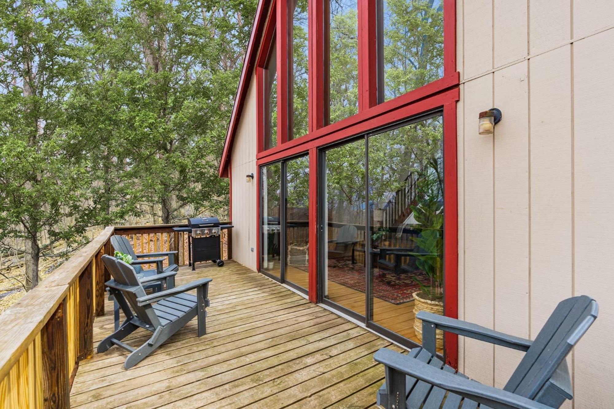 Modern Chalet Cabin W Hot Tub, Deck&Grill, & Wifi! Inwood Extérieur photo